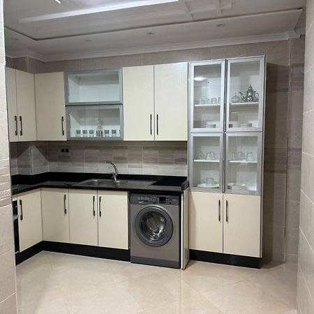Family-Sized Cosy Apartment Larache Bagian luar foto