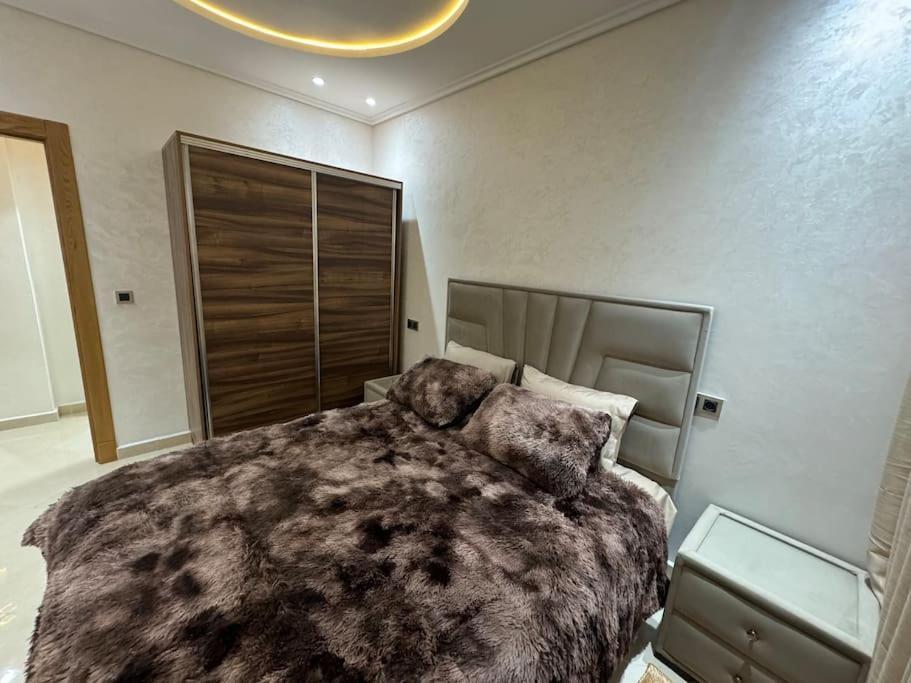 Family-Sized Cosy Apartment Larache Bagian luar foto